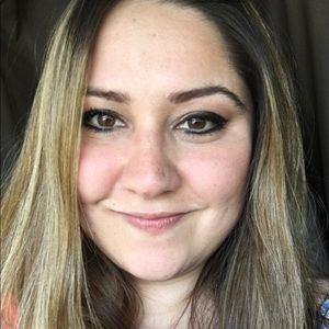 Meet your Posher, Gozde